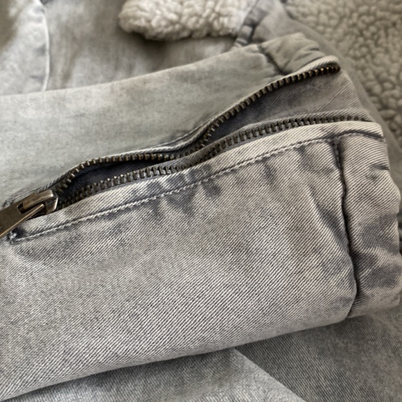 Levi’s Jacket - Picture 8 of 10